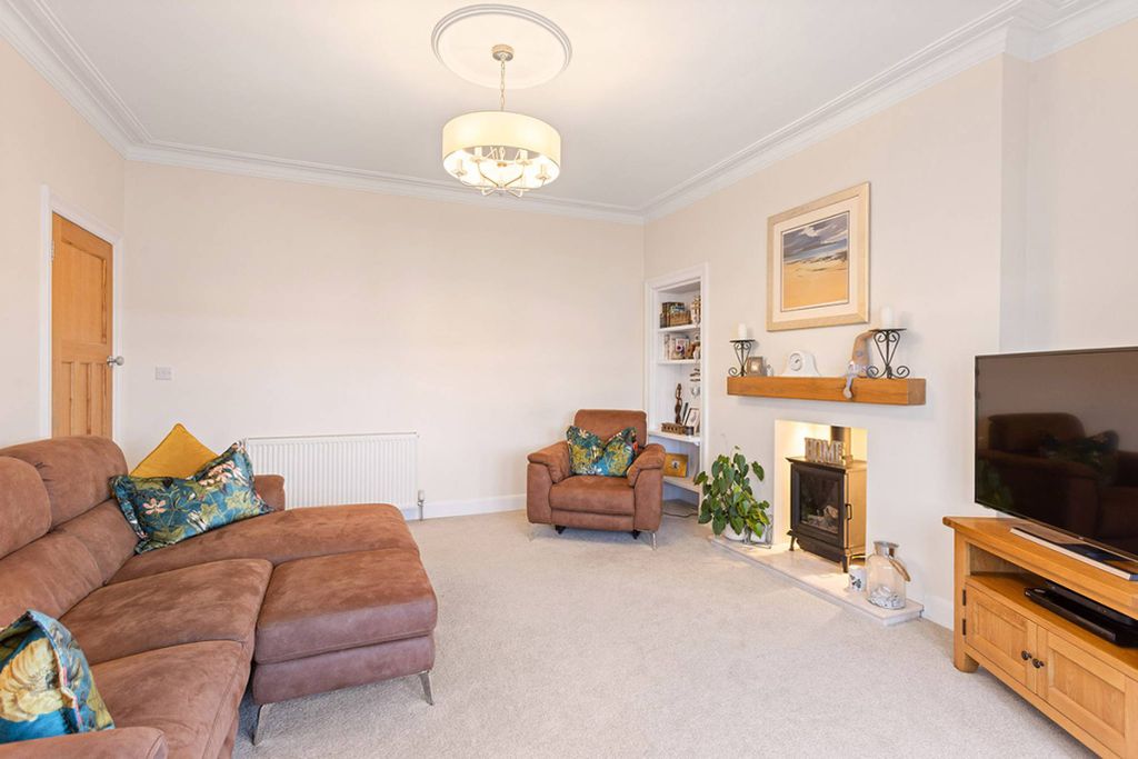 Property photo 3 of 30