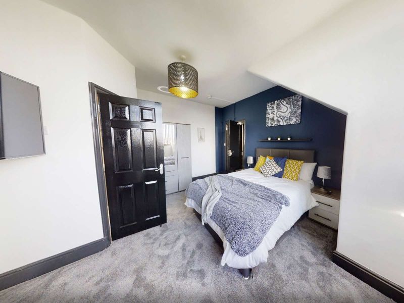 Property photo 1 of 4