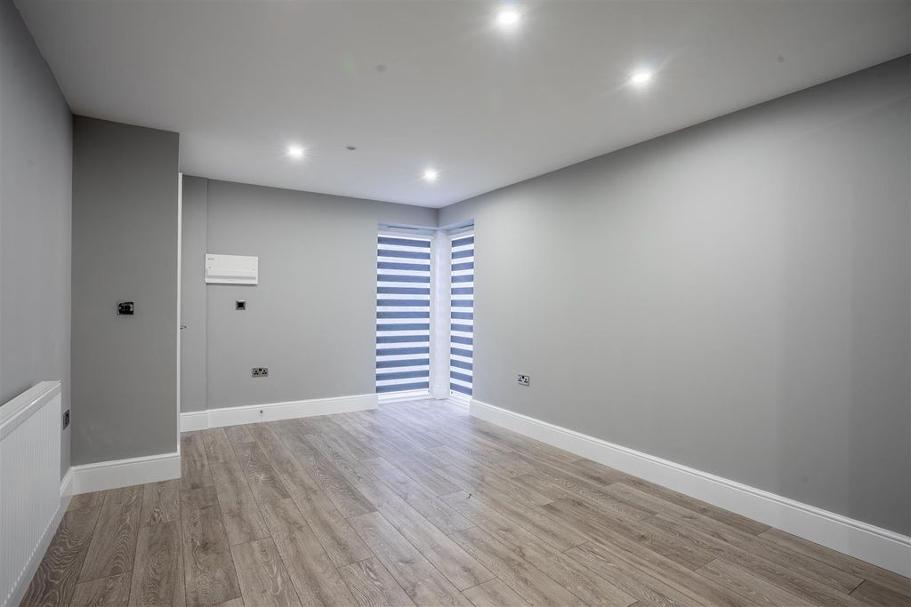 Property photo 2 of 12 Tc-10.Jpg