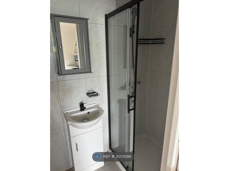 Property photo 3 of 3