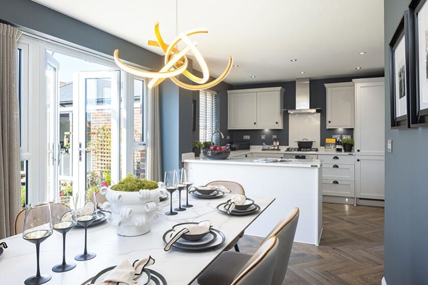 Property photo 1 of 8 Radeigh 8