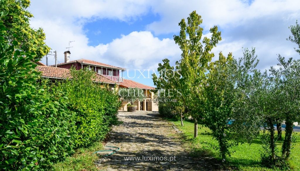 Property photo 1 of 25