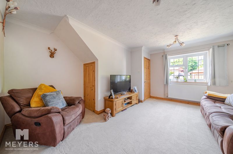 Property photo 3 of 12 Photo 12