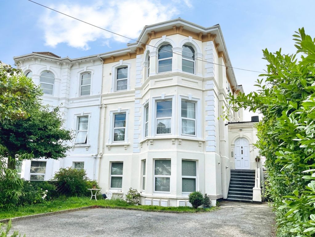 Property photo 1 of 11 Exterior