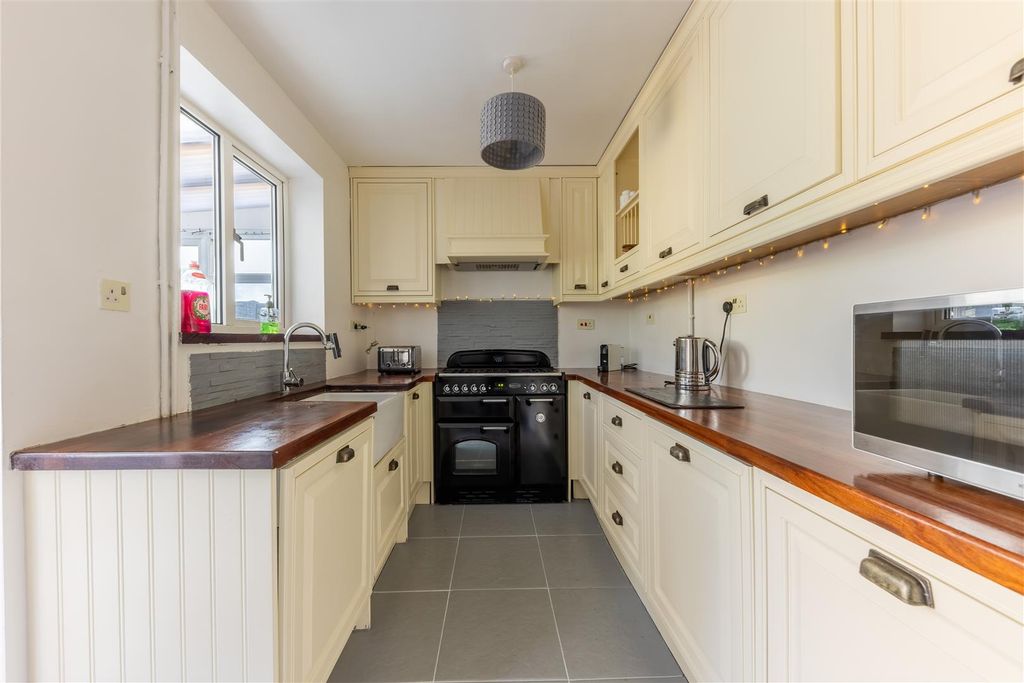 Property photo 3 of 17 Ba-4.Jpg