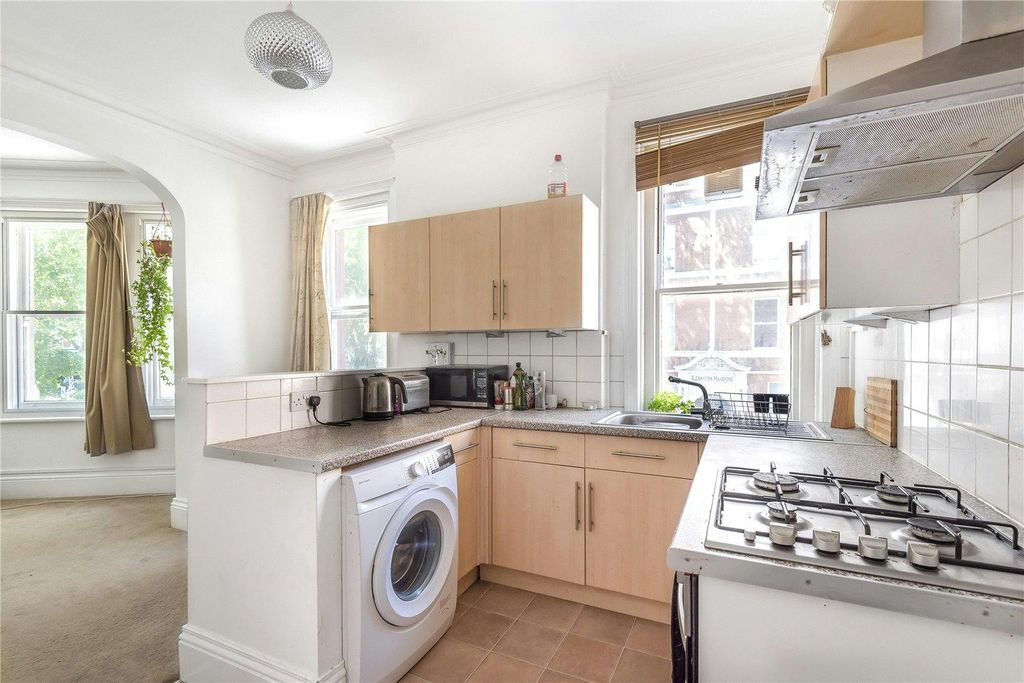 Property photo 3 of 9 280 3.Jpg