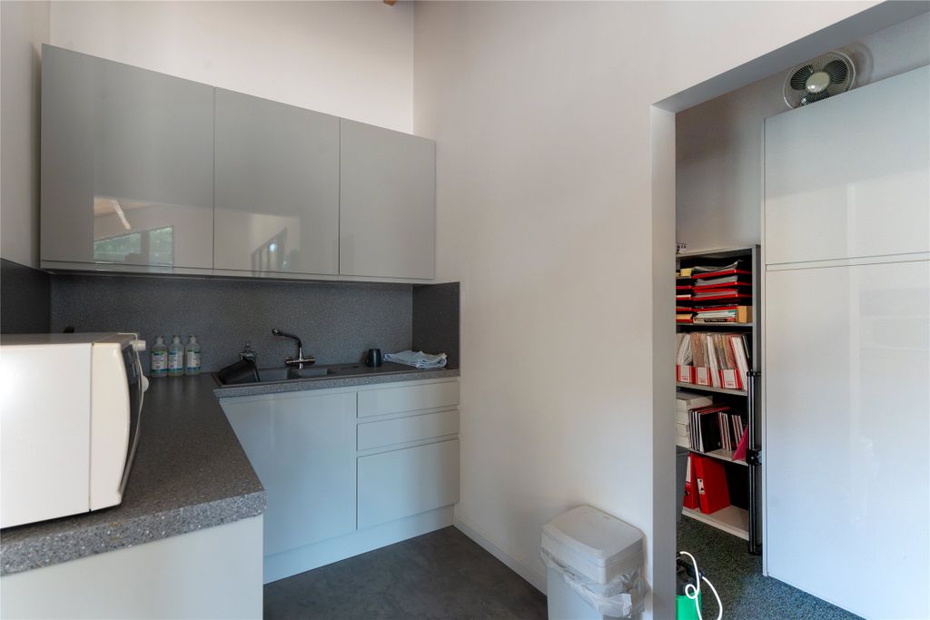 Property photo 3 of 6 Picture No. 03