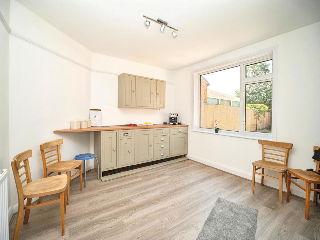 Property photo 3 of 20 Pbox-Img.Jpg