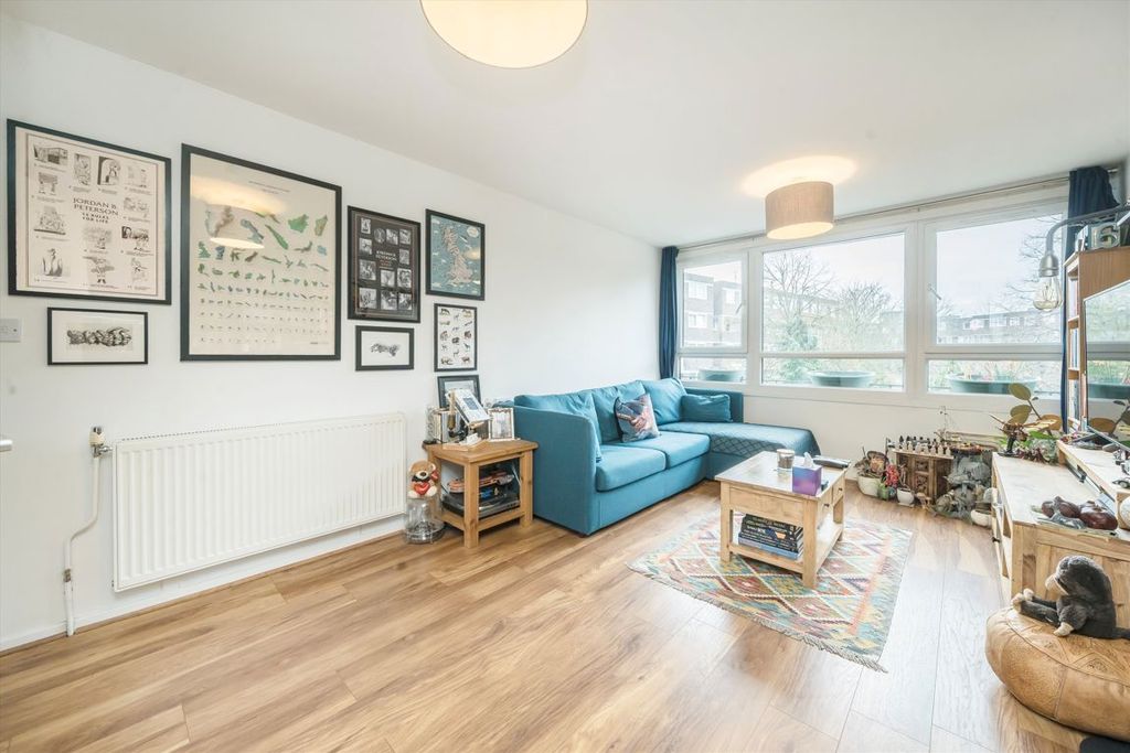 Property photo 3 of 5