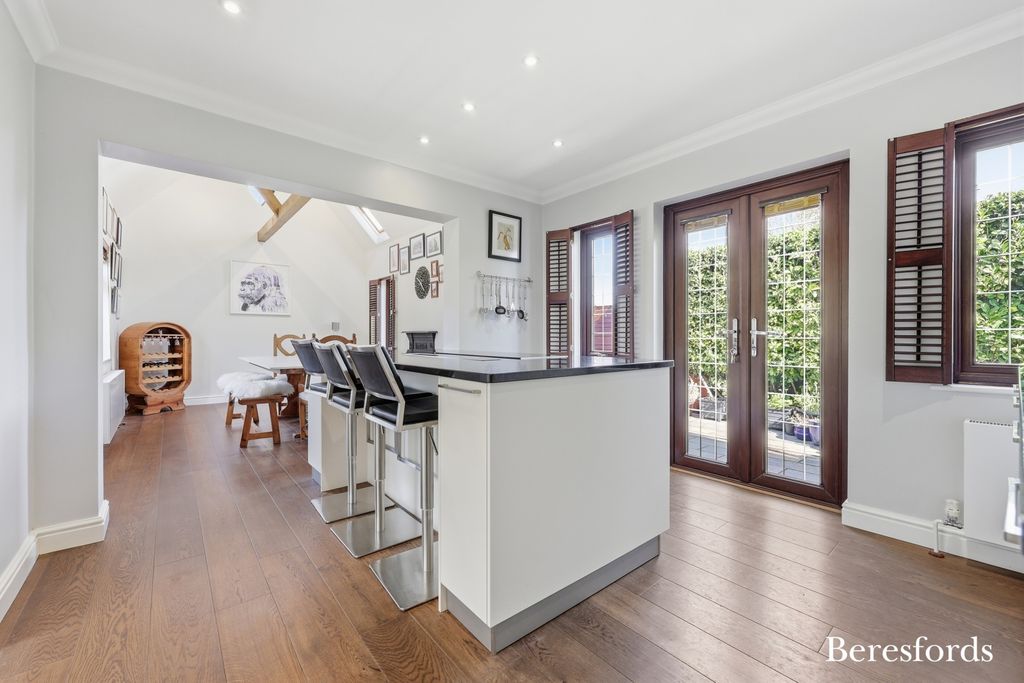 Additional image 7 of 3 bed detached house for saleHillhouse Drive, Billericay CM12