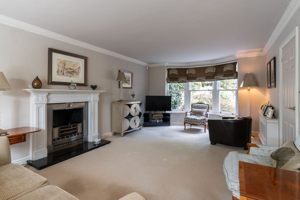 Property photo 3 of 48