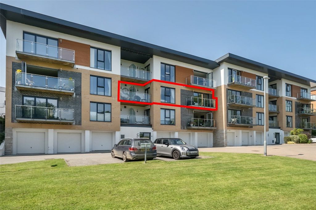 Property photo 3 of 16 Picture No. 27