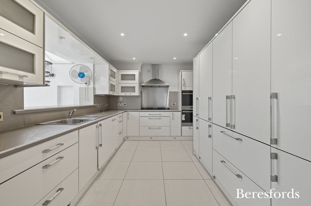 Property photo 3 of 25 Picture No. 34