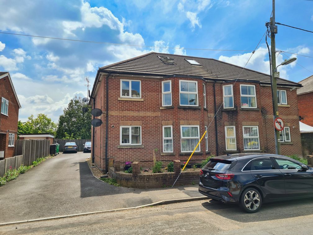 Property photo 1 of 16