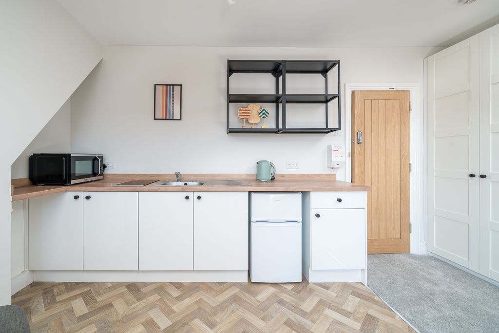 Property photo 3 of 5 Photo