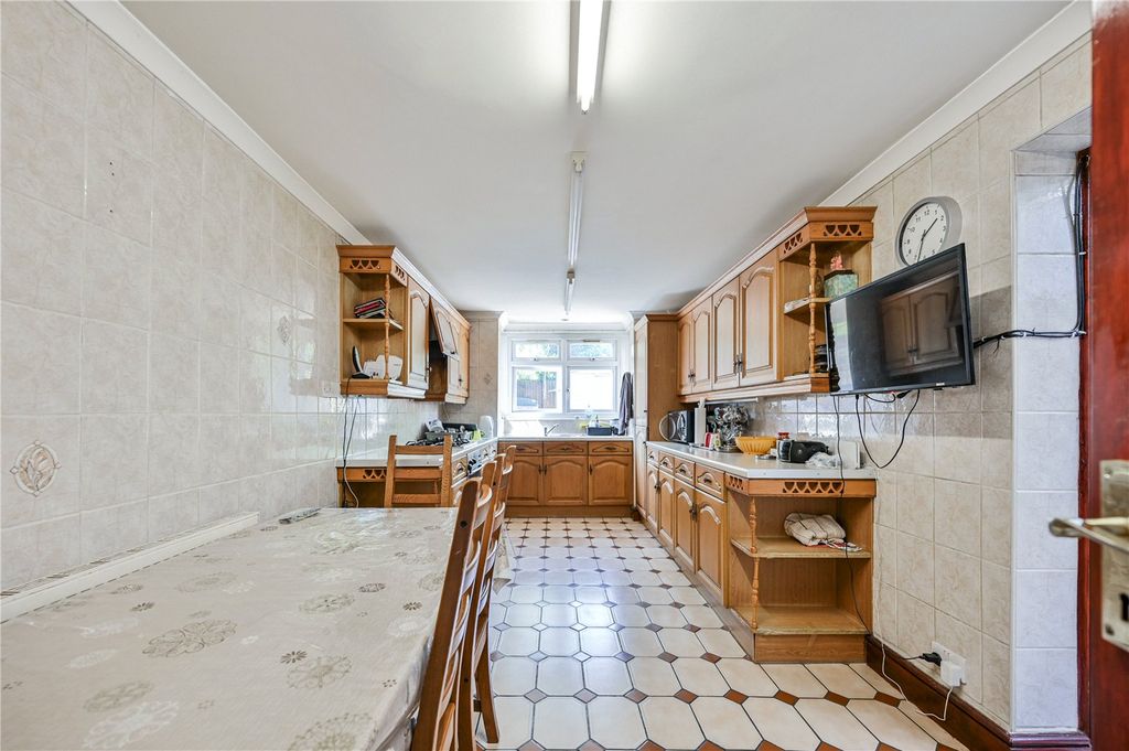 Property photo 3 of 23 Picture No. 07