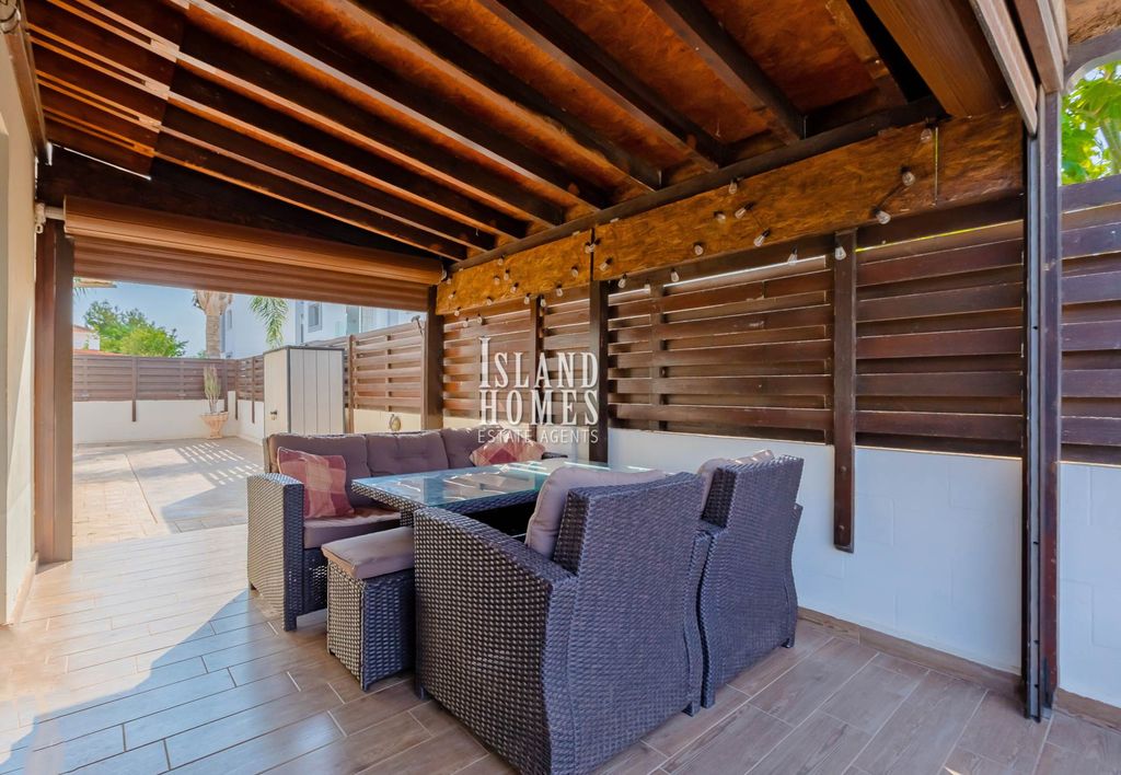 Property photo 3 of 26