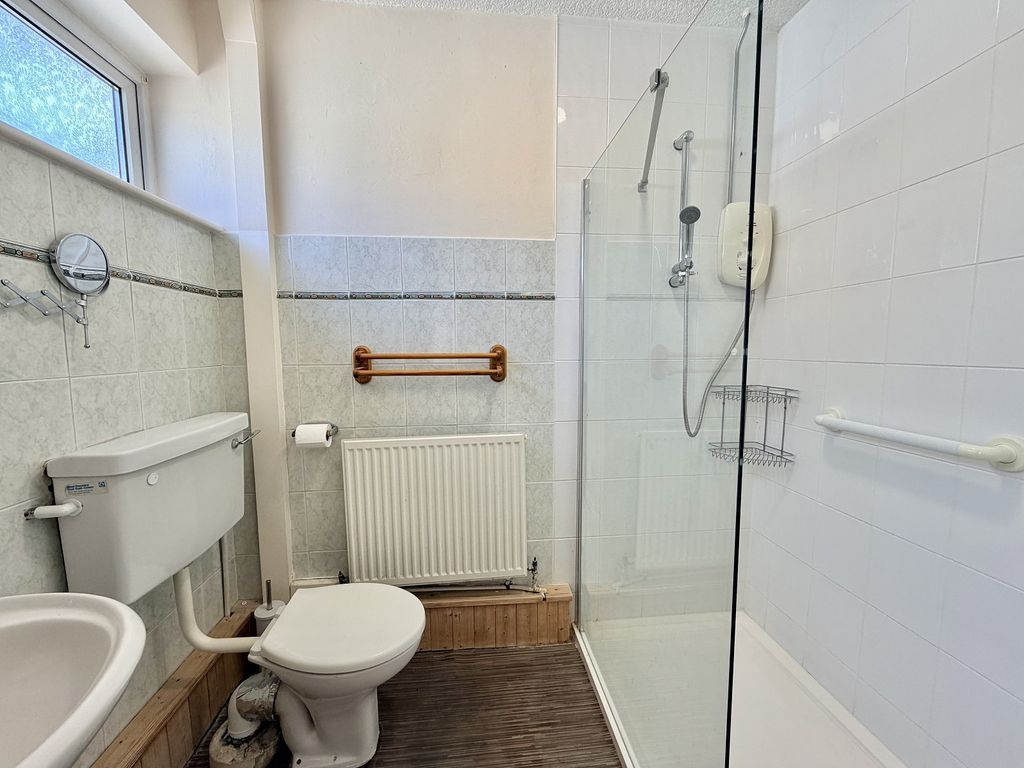 Property photo 2 of 3 Shower Room