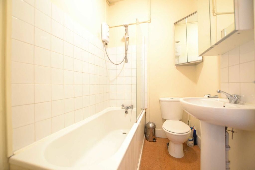 Property photo 3 of 3