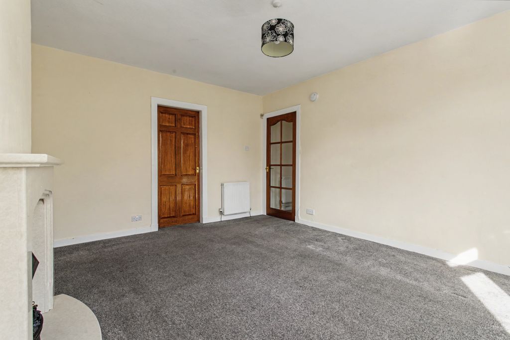 Property photo 3 of 11 Property Image 3