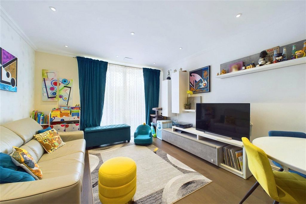 Property photo 3 of 10 Picture No. 04