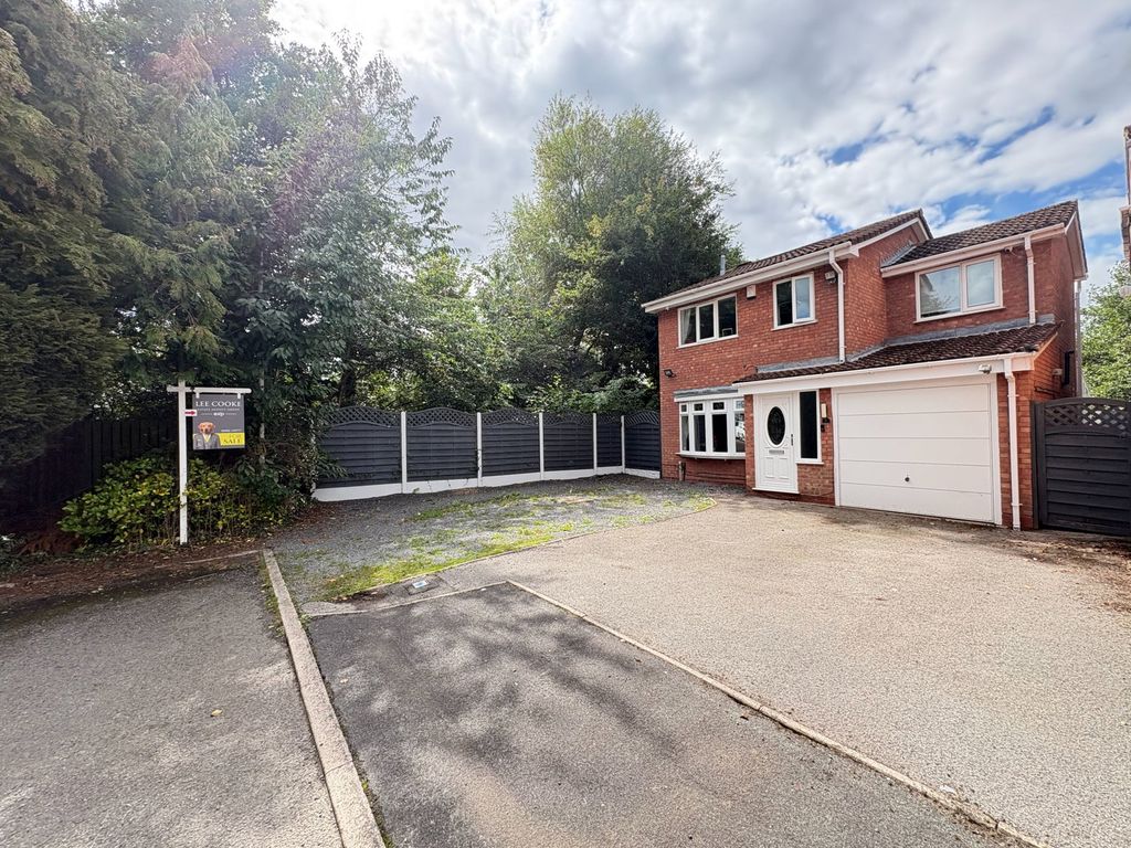 Property photo 1 of 33