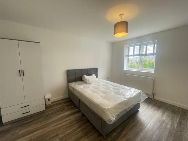 Property photo 3 of 4 Bedroom