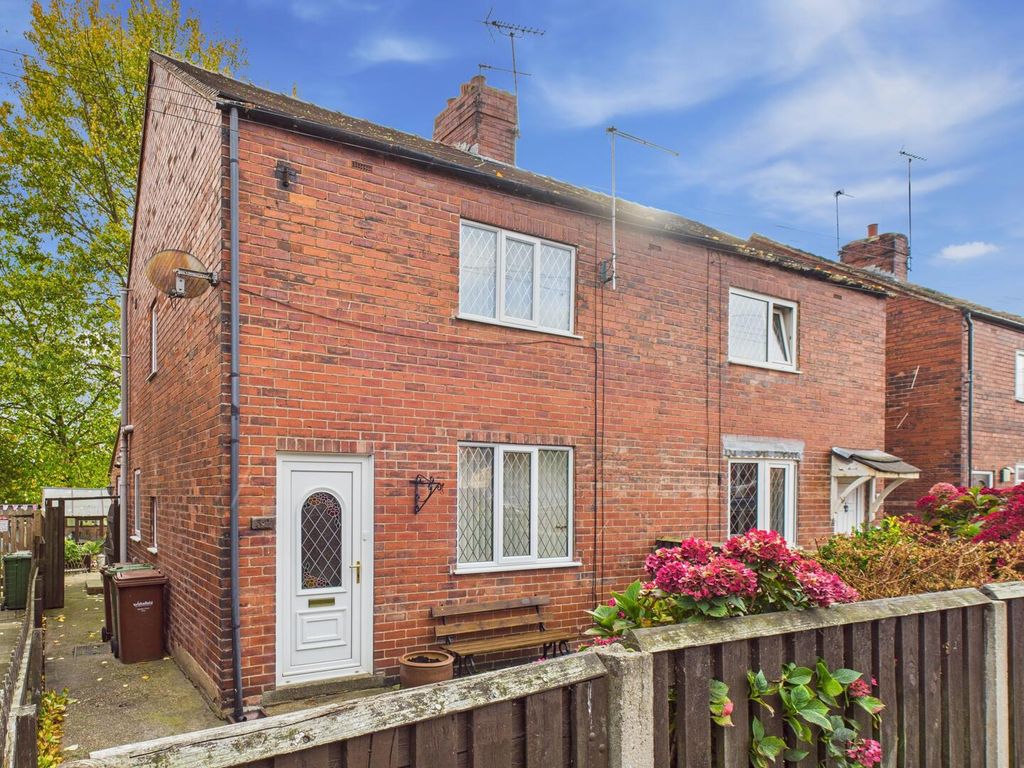 Property photo 1 of 24 Front (Exterior)