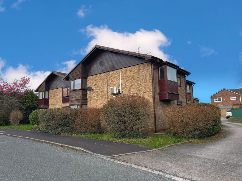 Property photo 1 of 5