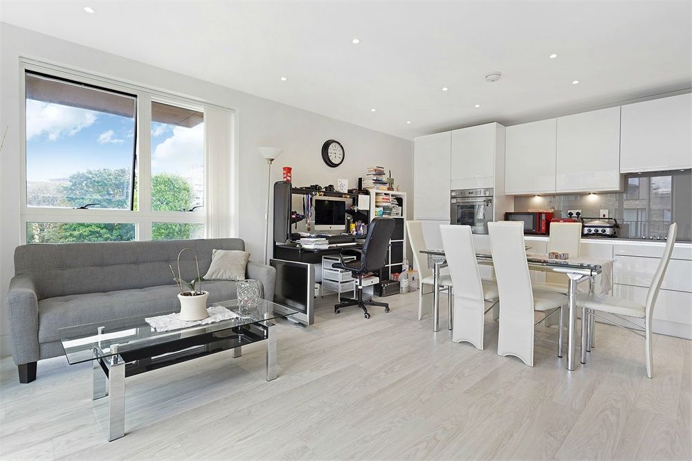 Property photo 1 of 9