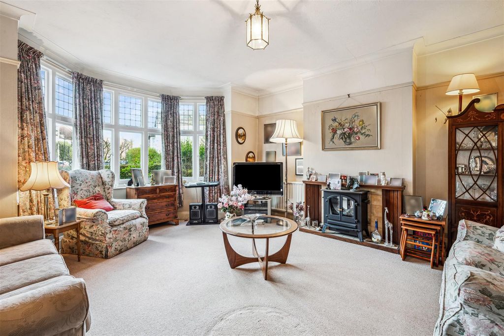 Property photo 3 of 12 Prebend Gardens W6 - For Sale