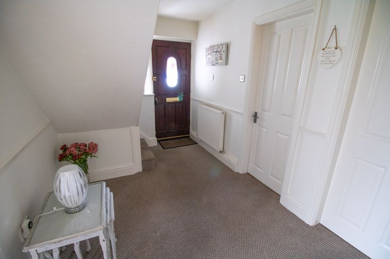 Property photo 2 of 22 Entrance Hallway
