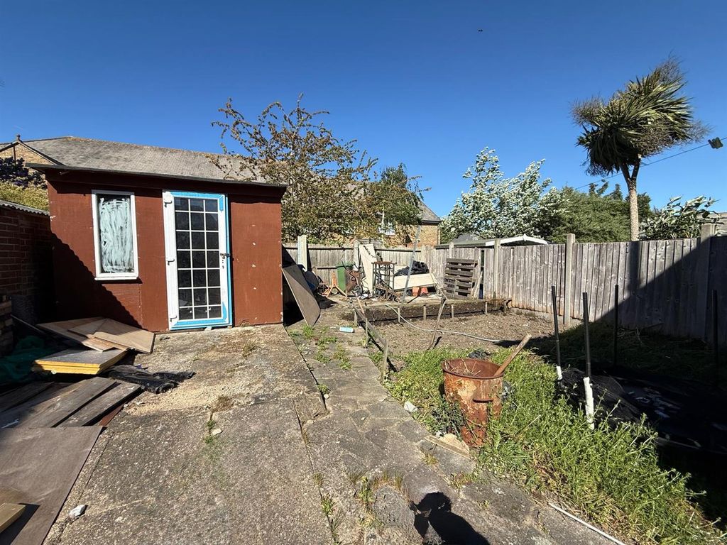 Property photo 3 of 3 03