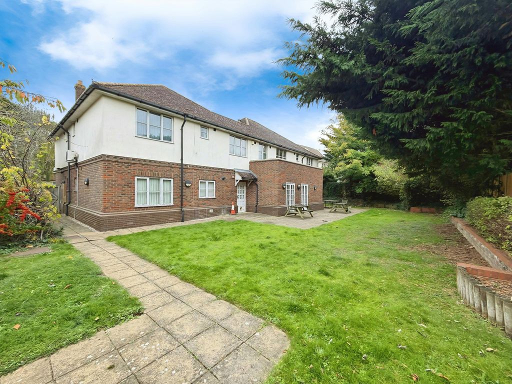 Property photo 2 of 28 29A6Bc8Aimg20251010Wa0067.Jpg