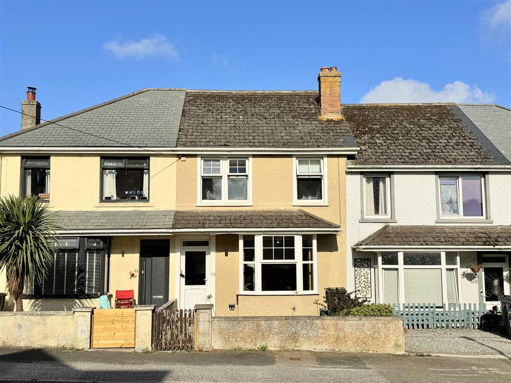 Property photo 1 of 33