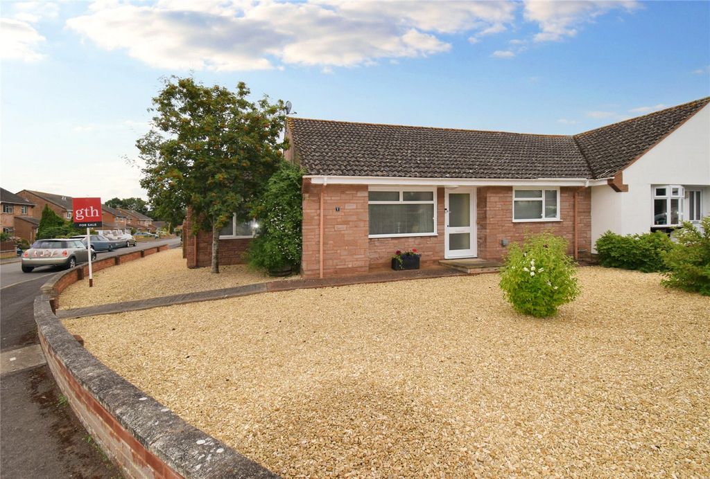 Property photo 2 of 24 Picture No. 35