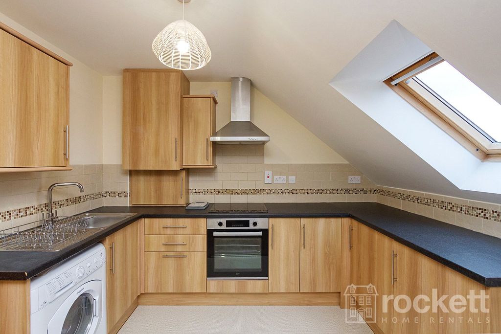 Property photo 2 of 15 Picture No. 10