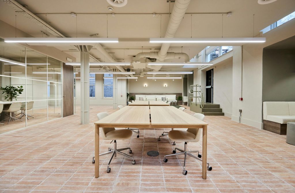 Property photo 3 of 25 Office Space