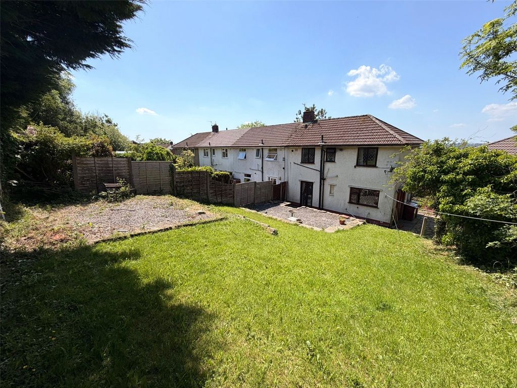 Property photo 3 of 18 Picture No. 04