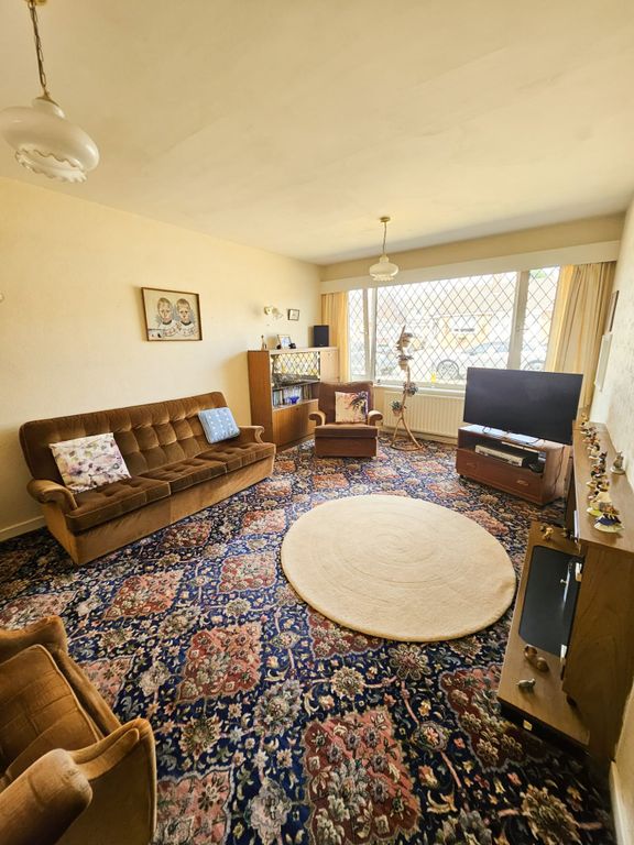 Property photo 3 of 23