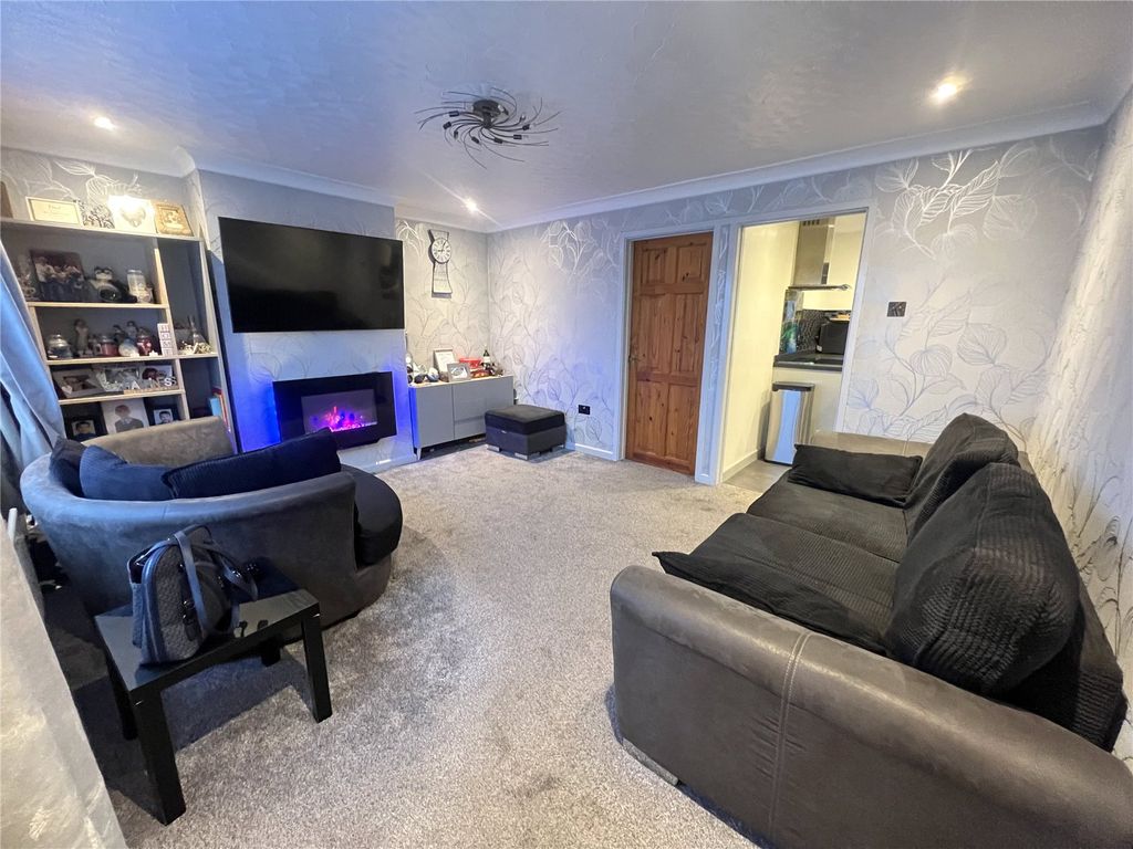 Property photo 3 of 14 Picture No. 44