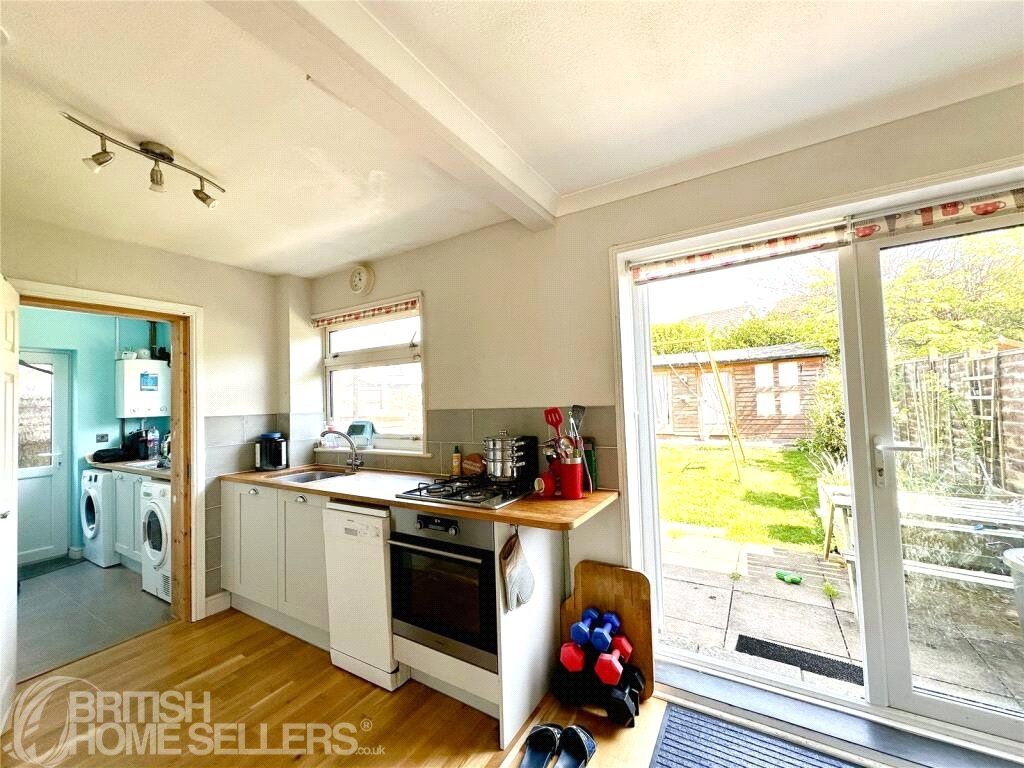 Property photo 3 of 16 Picture No. 14