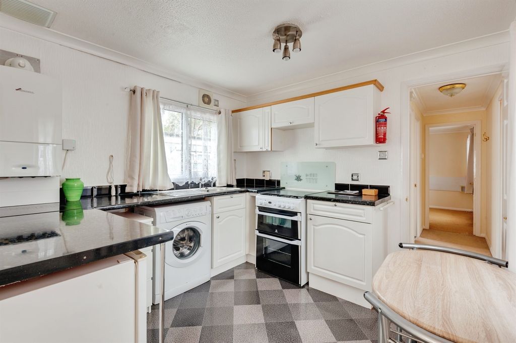 Property photo 3 of 15
