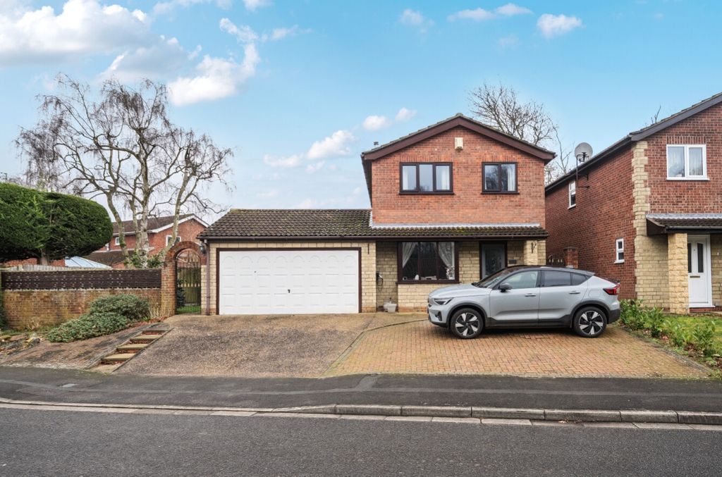 Property photo 1 of 24 1404276-1-69775c64d10F0-Arw-1