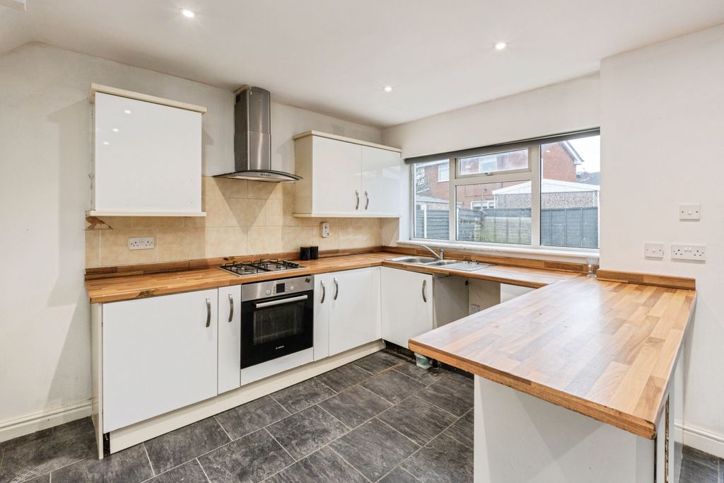 Property photo 2 of 20 Photo #2