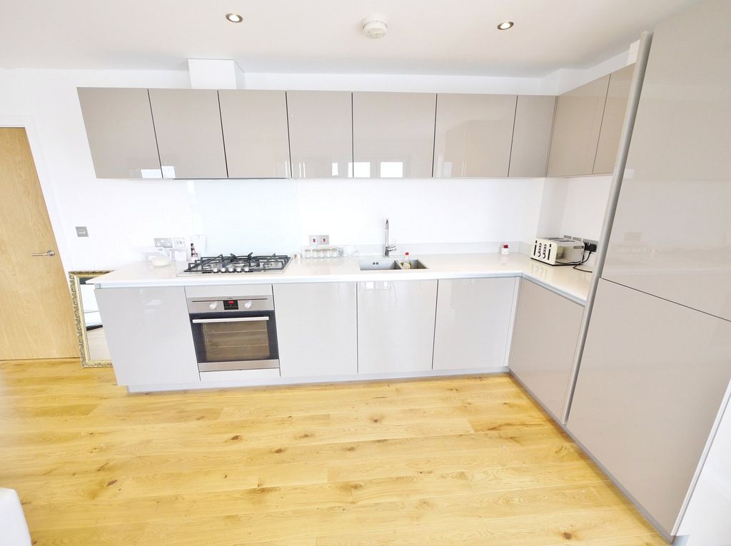 Property photo 2 of 11 Picture No. 02