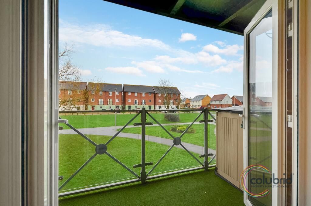 Property photo 2 of 13 B2Ab9c8A8d11d5714E31d3B2A8ce11E3.Jpeg