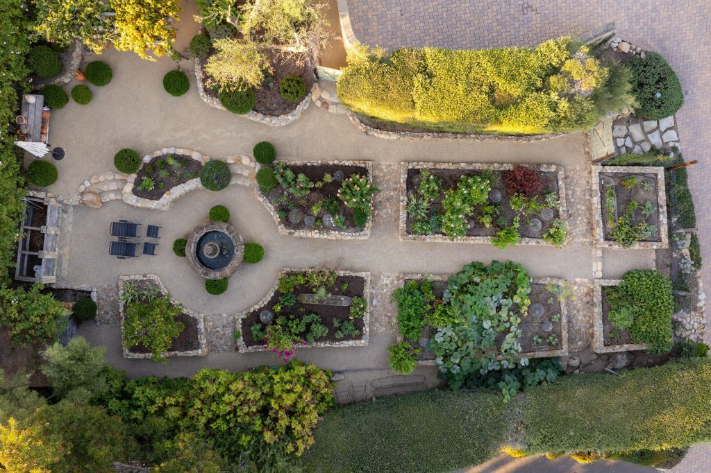 Property photo 3 of 10 <Alttext/>