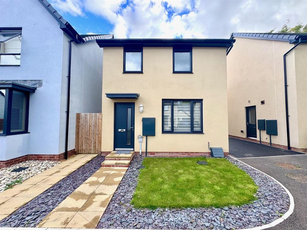 Property photo 1 of 23 Whitecliffe View