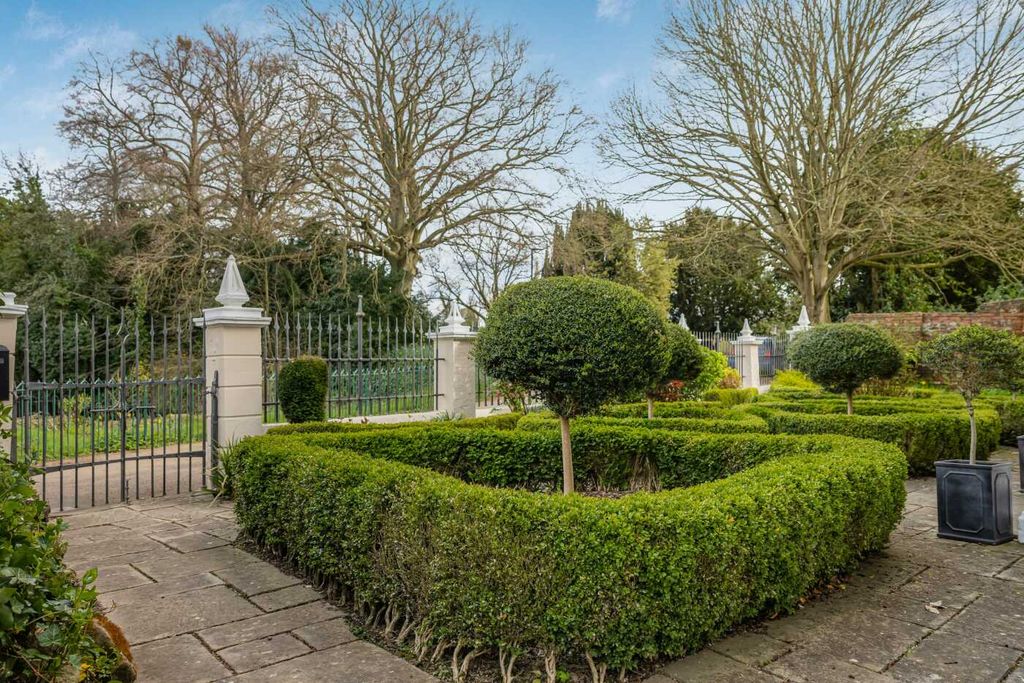 Additional image 35 of 6 bed detached house for saleThe Fosse, Castle Street, Hereford HR1